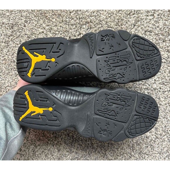 Nike Air Jordan 9 Retro University Gold Size 4.5 Youth (Size 6 Women's) - Picture 5 of 10